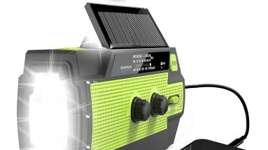 Stay Connected Anywhere: Review of the Emergency Crank Weather Radio